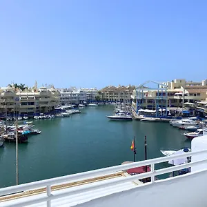 https://benalmadena-harbor-penthouse-with-big-terrace.1costadelsol.com