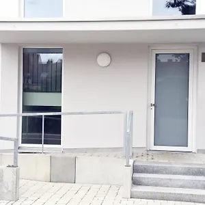 https://antike-modern-deluxe.com-bavaria.com