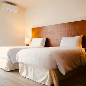 https://villas-la-ceiba-playa-del-carmen.allrivieramayahotels.com